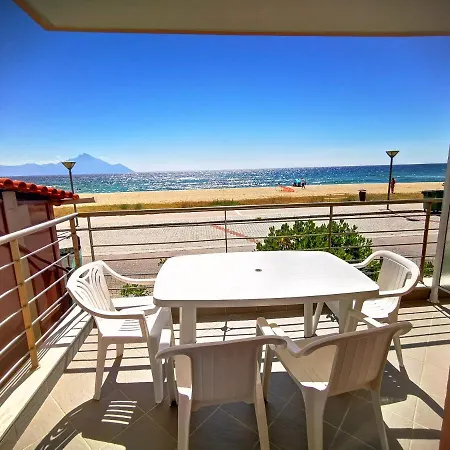Aristotelis Seafront Apartment